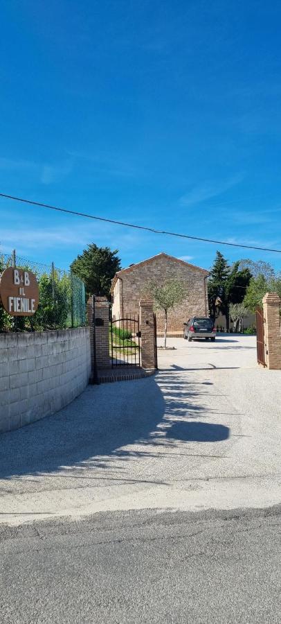 B&B Il Fienile Чинголи Экстерьер фото